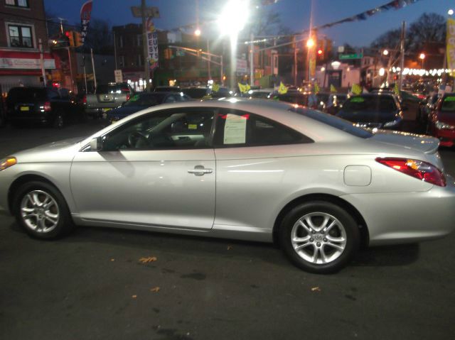 2006 Toyota Camry Solara SE