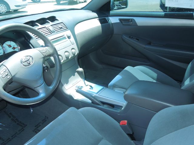2006 Toyota Camry Solara SE