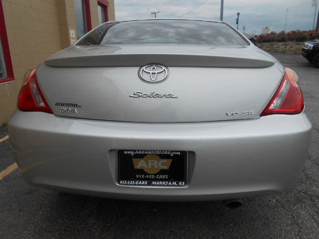 2006 Toyota Camry Solara SE