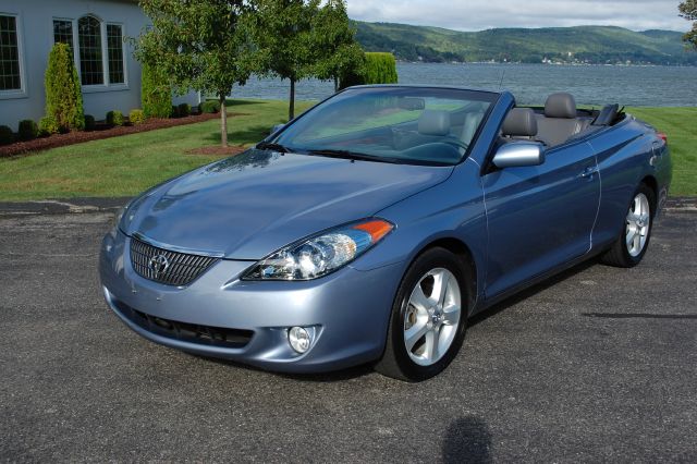 2006 Toyota Camry Solara 530i Sport Package