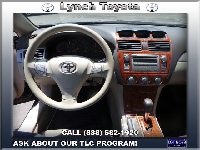 2008 Toyota Camry Solara SE