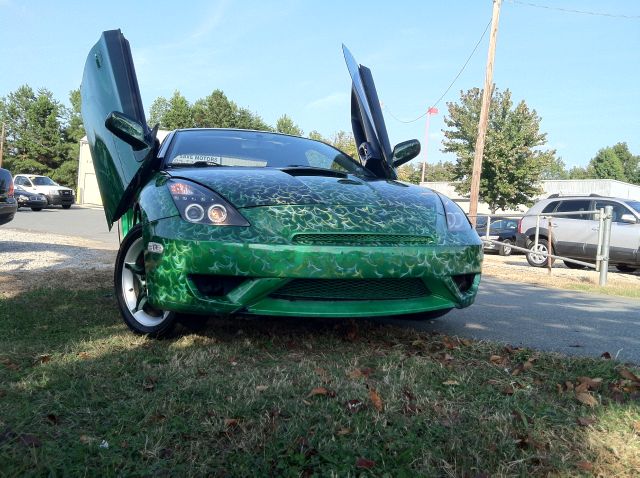 2004 Toyota Celica 4dr Sdn CX 2.4L