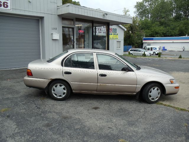 1993 Toyota Corolla Base