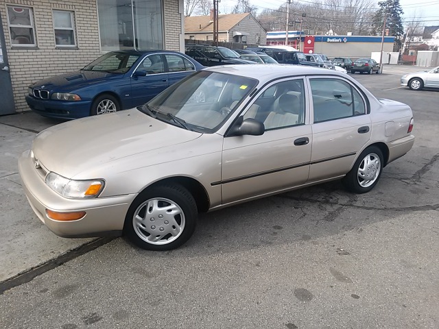 1997 Toyota Corolla Base