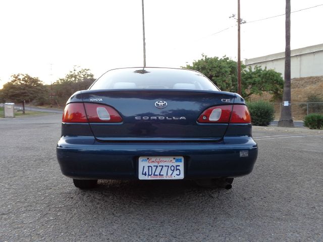 1999 Toyota Corolla SEL Sport Utility 4D