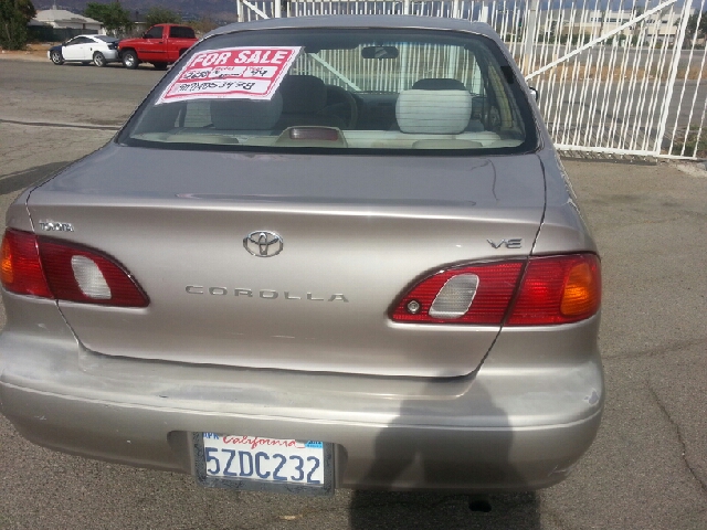 1999 Toyota Corolla EXT LS 2WD