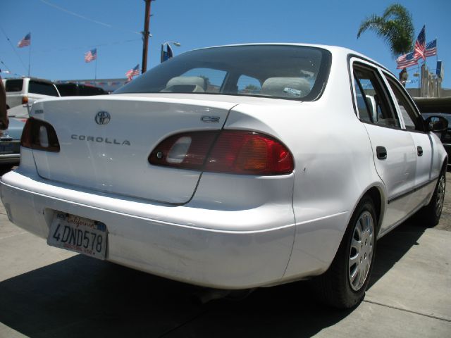 1999 Toyota Corolla 4dr Reg WB