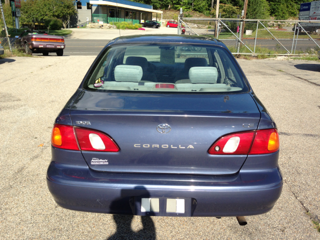 2000 Toyota Corolla SEL Sport Utility 4D