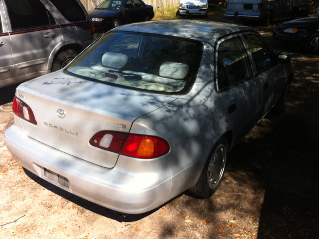 2000 Toyota Corolla EXT LS 2WD