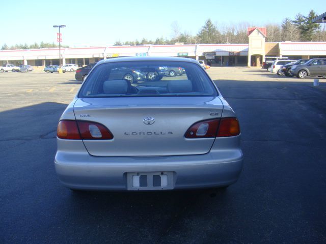 2000 Toyota Corolla X