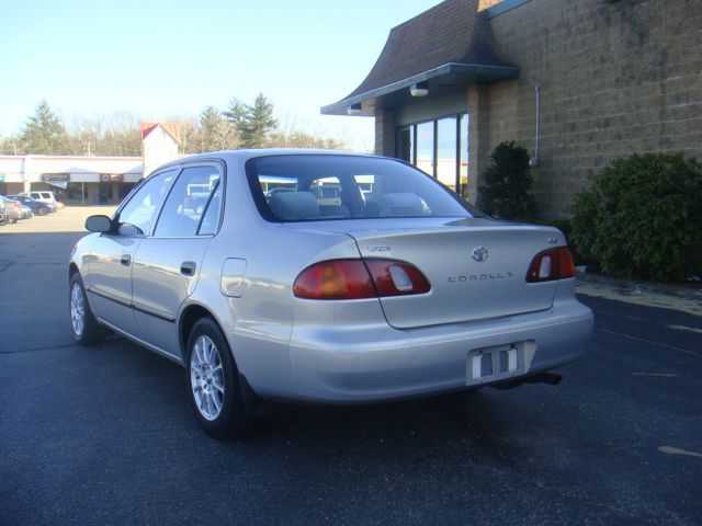 2000 Toyota Corolla X