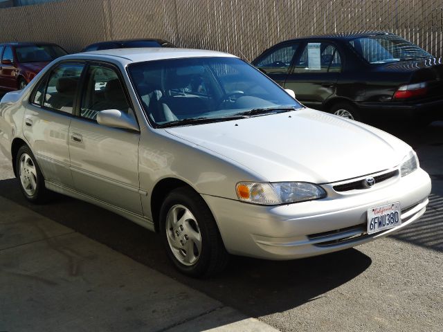 2000 Toyota Corolla X