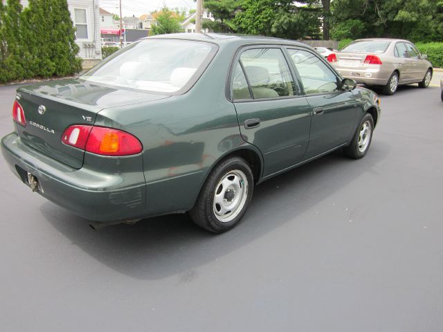 2000 Toyota Corolla SEL Sport Utility 4D
