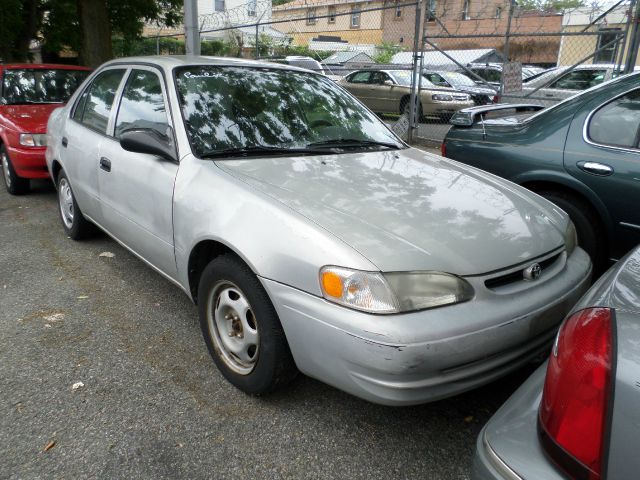 2000 Toyota Corolla EXT LS 2WD