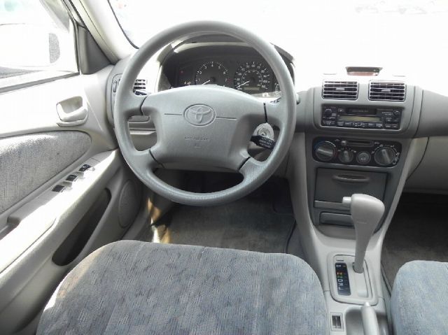 2000 Toyota Corolla X