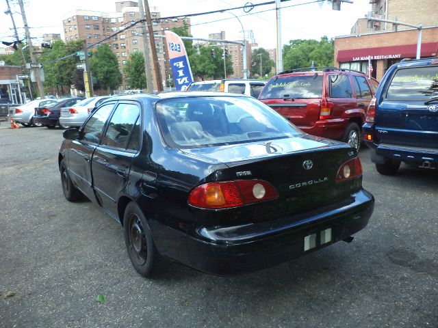 2001 Toyota Corolla SEL Sport Utility 4D