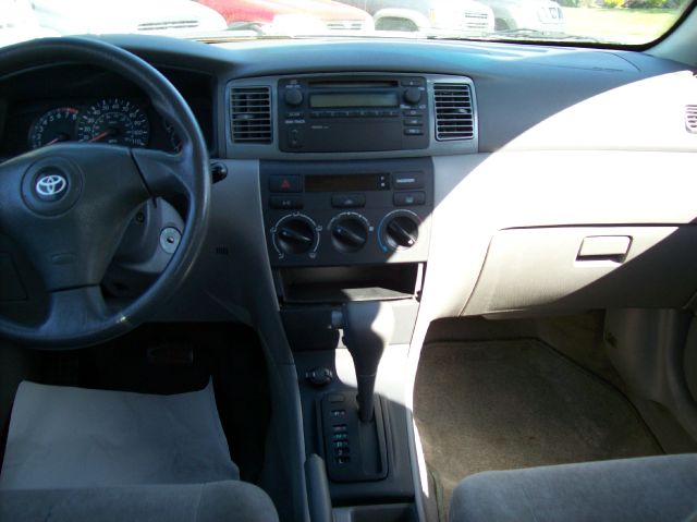 2003 Toyota Corolla 4dr Reg WB