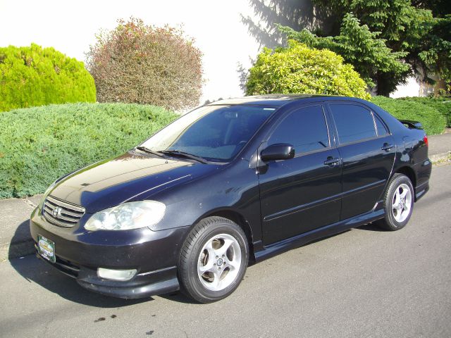 2003 Toyota Corolla SLT Club-cab