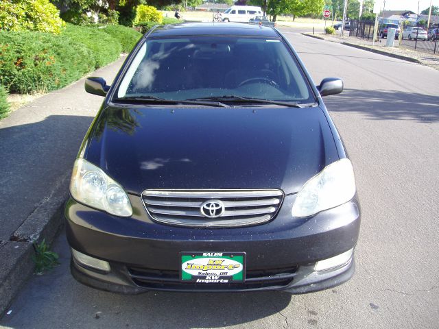 2003 Toyota Corolla SLT Club-cab