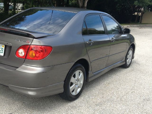 2004 Toyota Corolla XR