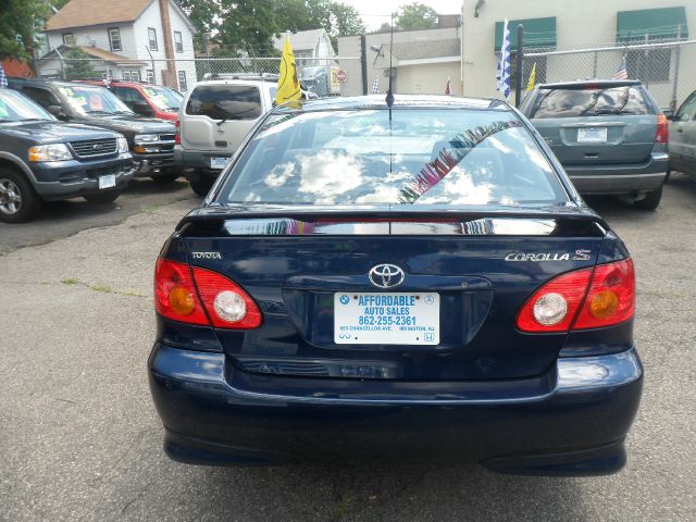 2004 Toyota Corolla XR