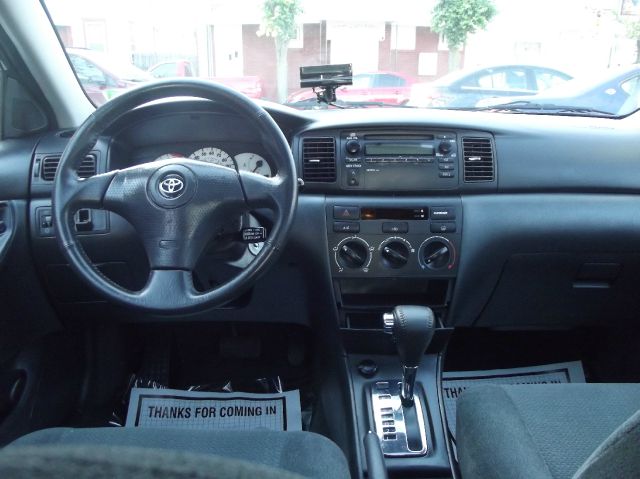 2004 Toyota Corolla W/T REG CAB