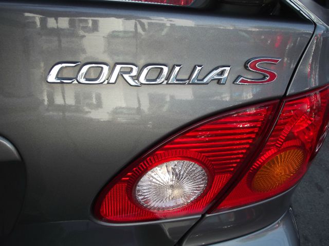 2004 Toyota Corolla W/T REG CAB