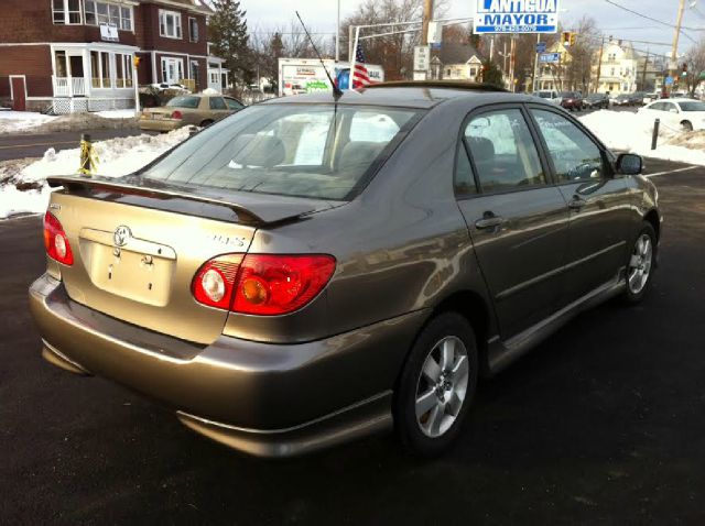 2004 Toyota Corolla XR