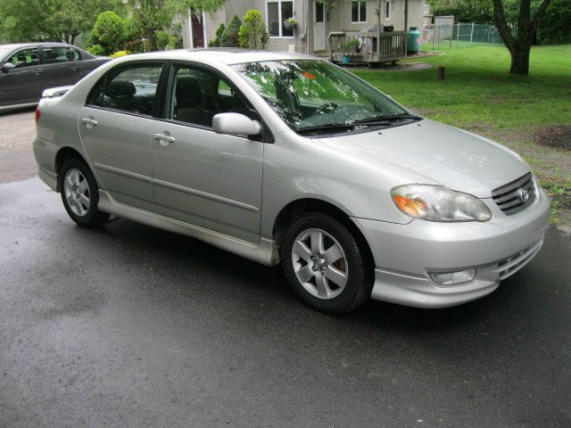 2004 Toyota Corolla XR
