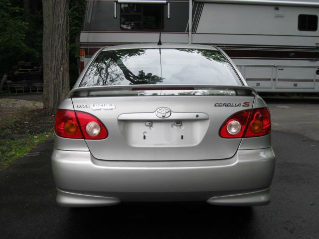 2004 Toyota Corolla XR
