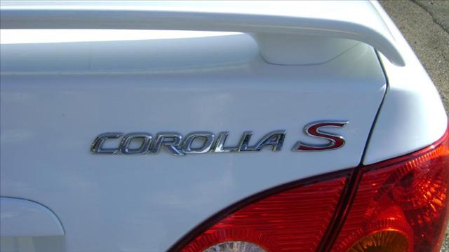 2004 Toyota Corolla XR