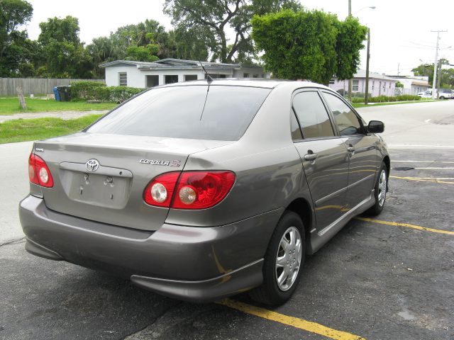 2004 Toyota Corolla XR