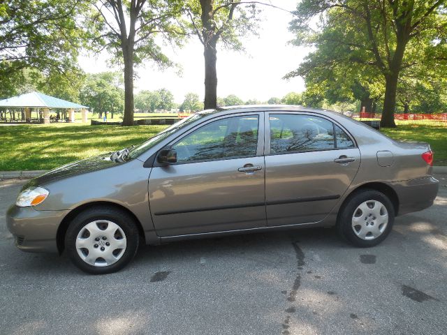 2004 Toyota Corolla 4dr Reg WB
