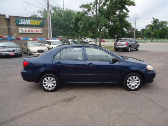 2004 Toyota Corolla SEL Sport Utility 4D