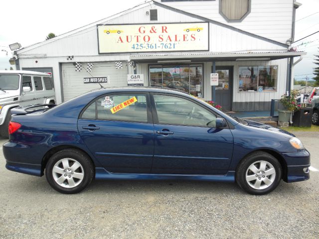 2005 Toyota Corolla SLT Club-cab