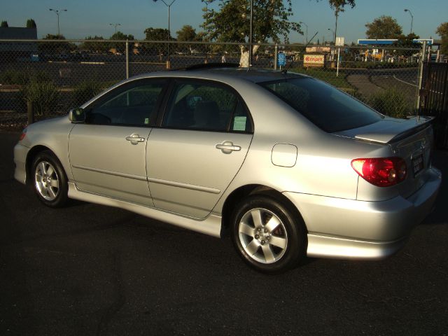 2005 Toyota Corolla XR
