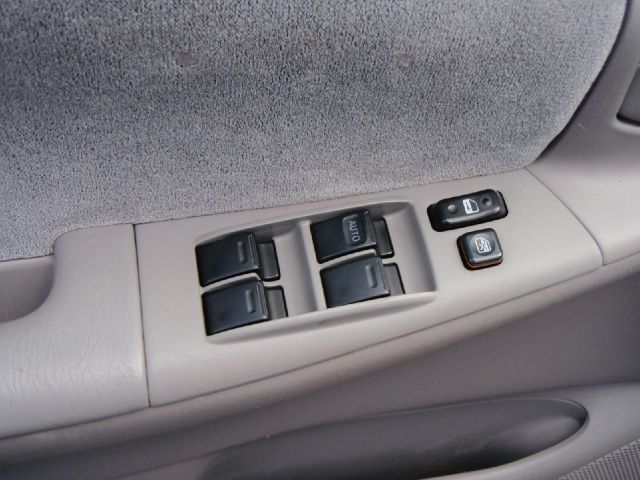 2005 Toyota Corolla SEL Sport Utility 4D