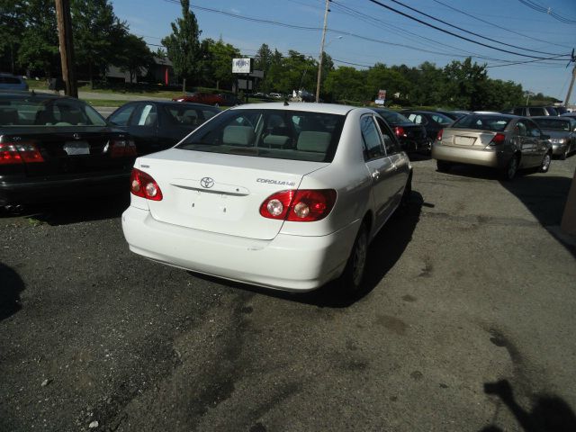 2005 Toyota Corolla SEL Sport Utility 4D