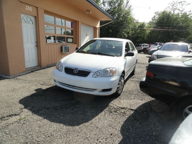 2005 Toyota Corolla SEL Sport Utility 4D