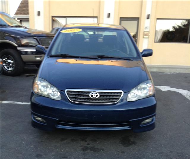 2005 Toyota Corolla XR