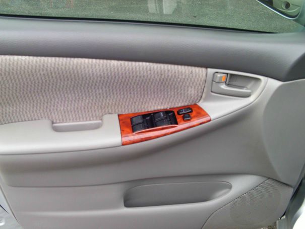 2005 Toyota Corolla X