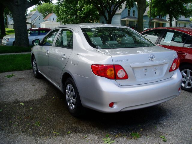2009 Toyota Corolla Supercab Flareside XL