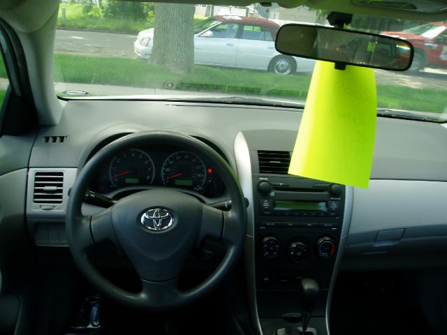 2009 Toyota Corolla Supercab Flareside XL