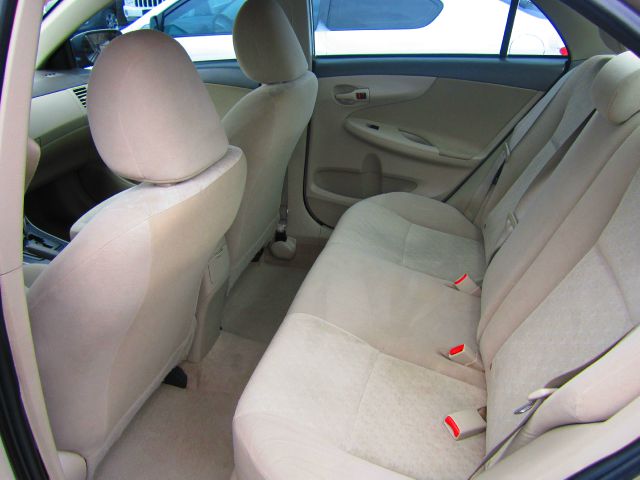 2009 Toyota Corolla Supercab Flareside XL