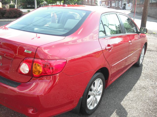 2009 Toyota Corolla 4drx-cablongbox