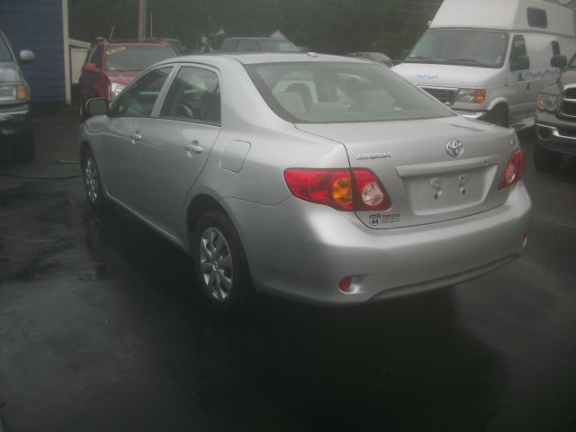 2009 Toyota Corolla Supercab Flareside XL