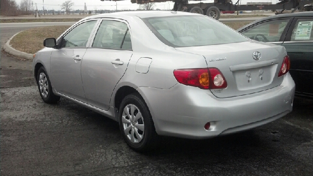 2009 Toyota Corolla Supercab Flareside XL
