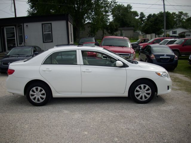 2009 Toyota Corolla Supercab Flareside XL