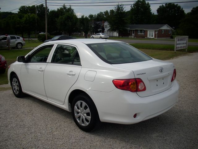 2009 Toyota Corolla Supercab Flareside XL