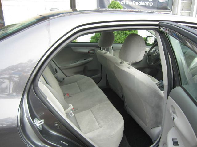 2009 Toyota Corolla Supercab Flareside XL